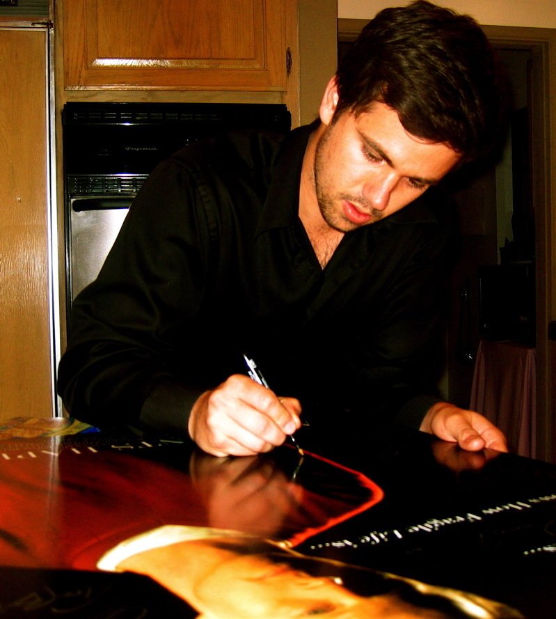 Фото - Accidents Happen: 799x889 / 99 Кб