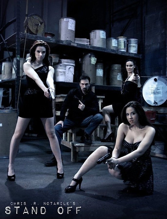 Фото - Stand Off: 685x900 / 112 Кб