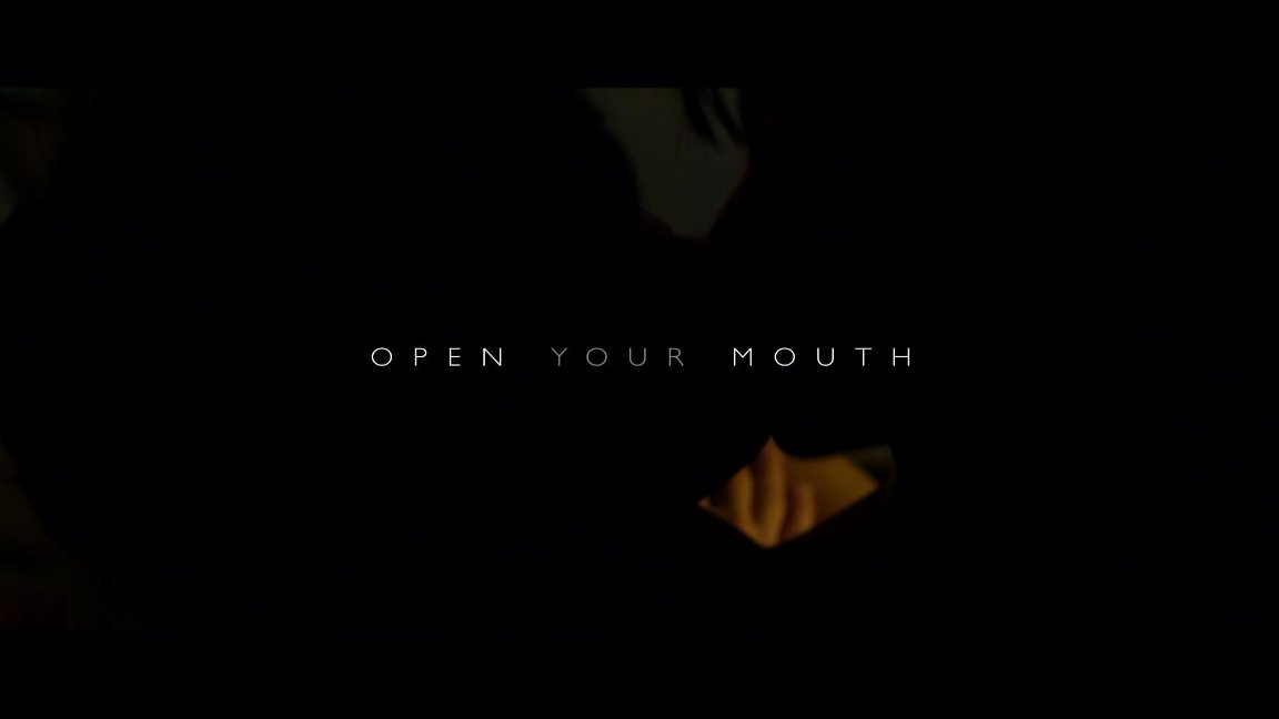 Фото - Don't Look at Me: 1152x648 / 18 Кб