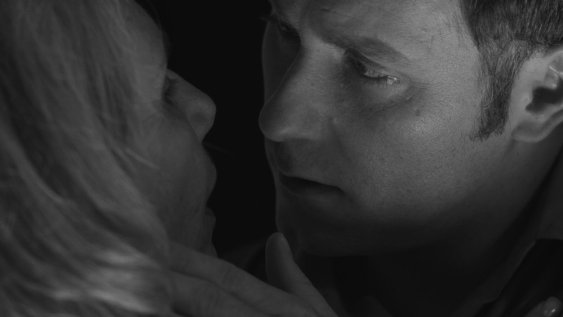 Фото - A Younger Man: 563x317 / 18 Кб