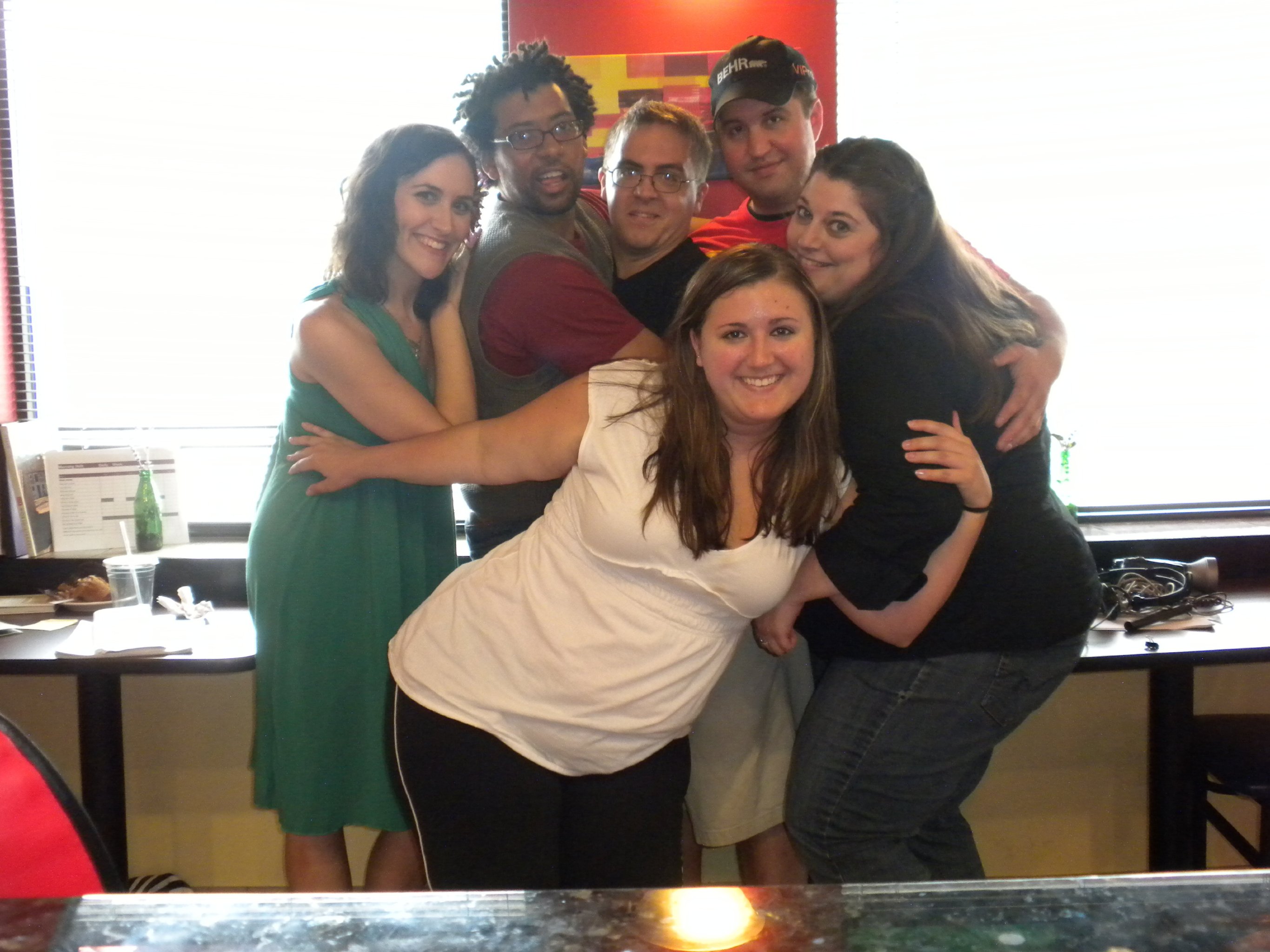 Фото - Julie's Smile: 2731x2048 / 512 Кб