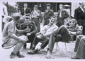 Фото - Большой побег: 325x235 / 33 Кб