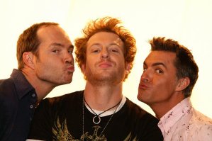 Фото - Screening Party: 299x199 / 14 Кб