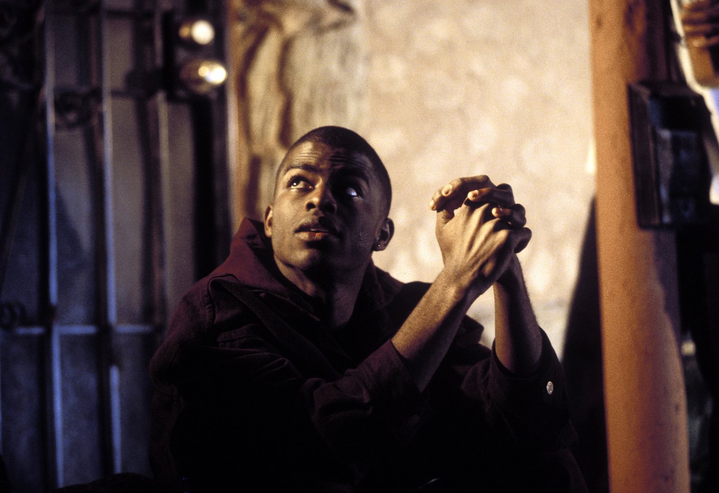 Фото - Угроза обществу: 1404x963 / 195 Кб