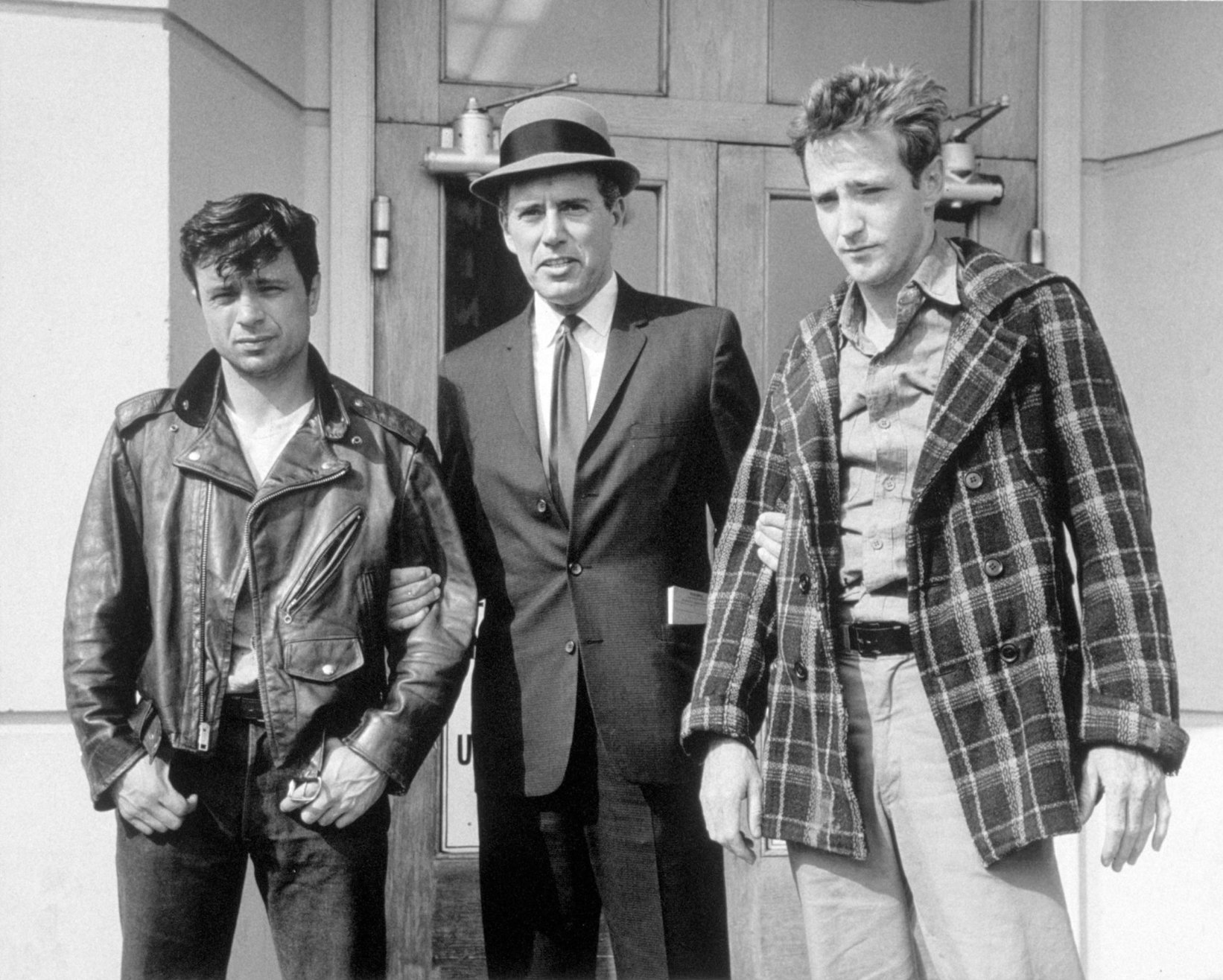 Фото - Хладнокровное убийство: 1642x1316 / 372 Кб