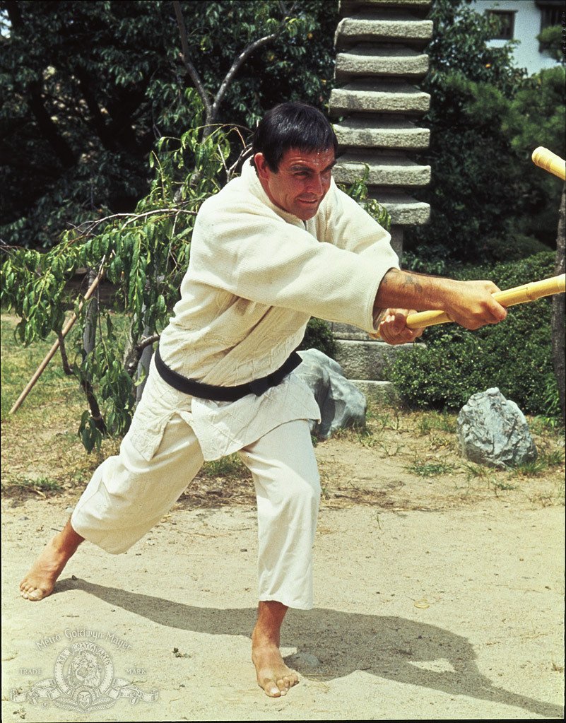 Фото - Живёшь только дважды: 801x1023 / 245 Кб