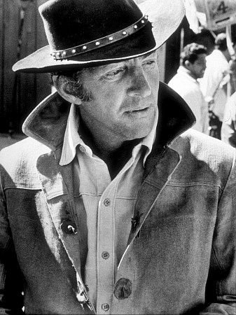 Фото - Пятикарточный стад-покер: 337x450 / 49 Кб