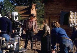 Фото - Рустер Когберн: 306x208 / 23 Кб