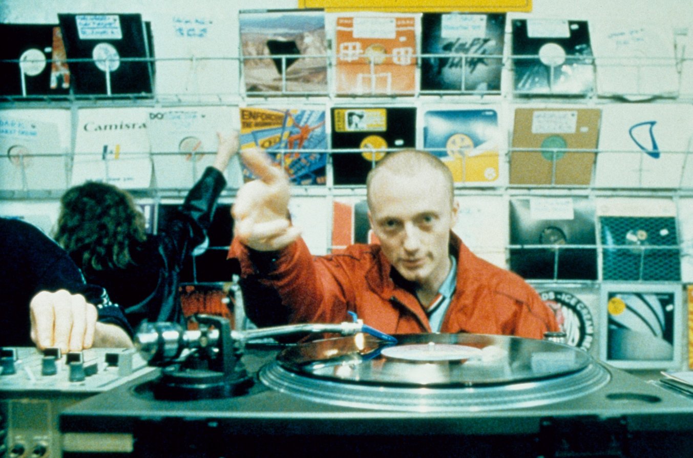 Фото - В отрыв!: 1353x894 / 213 Кб