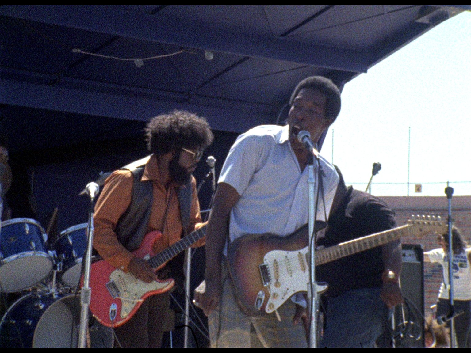 Фото - Фестивальный экспресс: 1536x1152 / 326 Кб