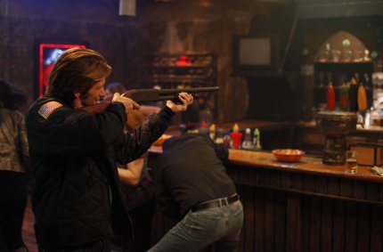 Фото - Спаси меня: 430x283 / 20 Кб