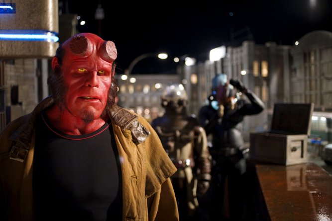 Фото - Хеллбой II: Золотая армия: 667x445 / 46 Кб