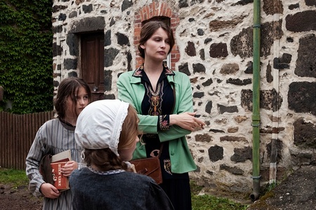 Фото - Кошмар за стеной: 450x300 / 86.45 Кб