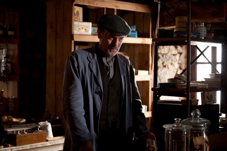 Фото - Кошмар за стеной: 450x300 / 51.34 Кб