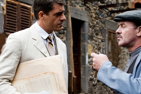 Фото - Кошмар за стеной: 450x300 / 59.95 Кб