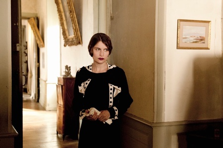 Фото - Кошмар за стеной: 450x300 / 43.1 Кб