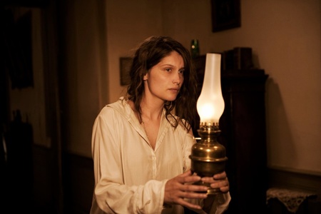 Фото - Кошмар за стеной: 450x300 / 32.5 Кб