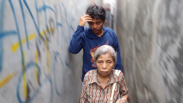 Фото - Положение среди звезд: 640x360 / 48.97 Кб