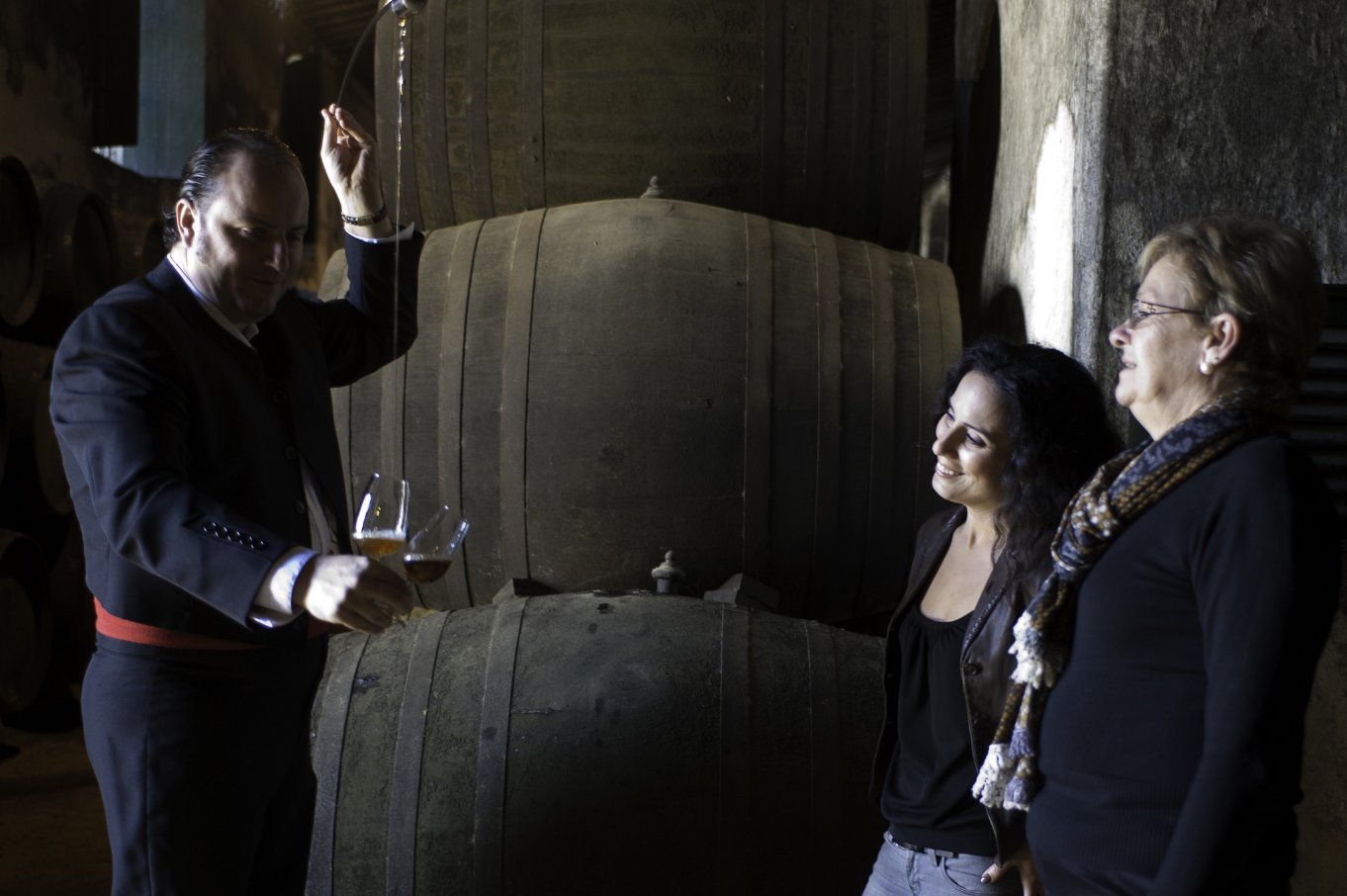 Фото - From Spain with Love: With Annie Sibonney: 1362x906 / 137 Кб