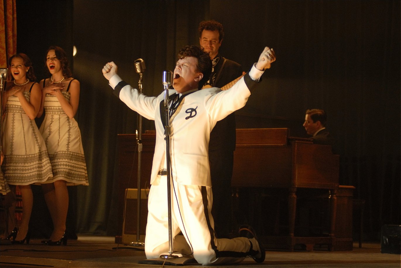 Фото - Взлеты и падения: История Дьюи Кокса: 1370x916 / 158 Кб