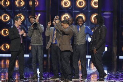 Фото - Пой и побеждай: 400x267 / 28 Кб