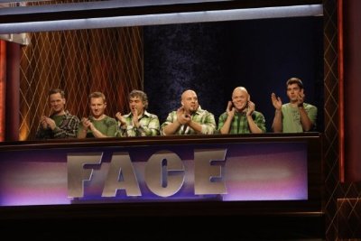 Фото - Пой и побеждай: 400x267 / 22 Кб