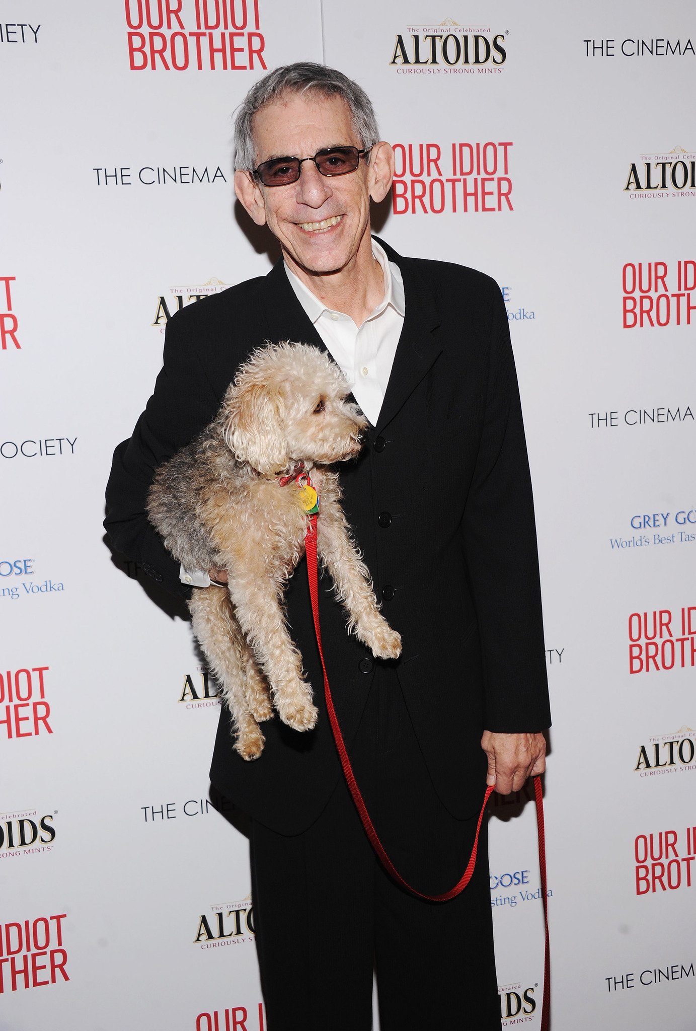 Фото - Мой придурочный брат: 1383x2048 / 375 Кб