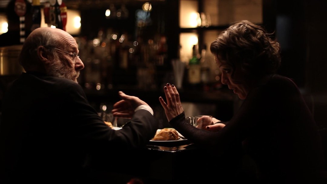 Фото - Friends and Strangers: 1080x608 / 54 Кб