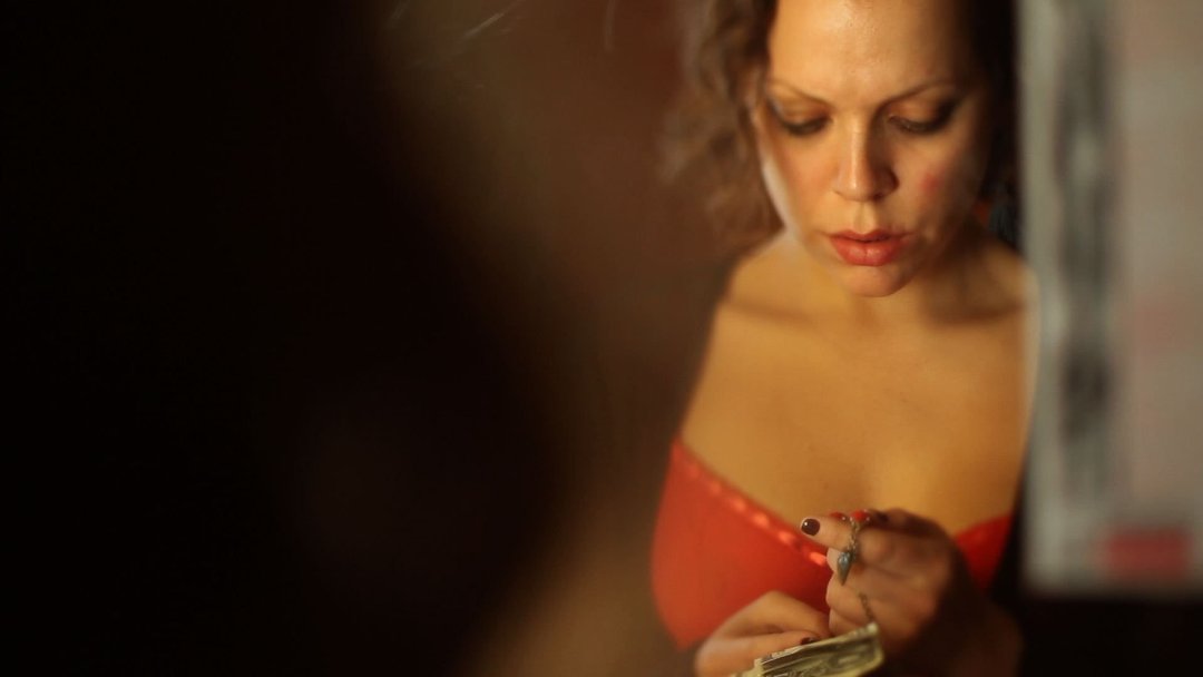 Фото - Friends and Strangers: 1080x608 / 35 Кб