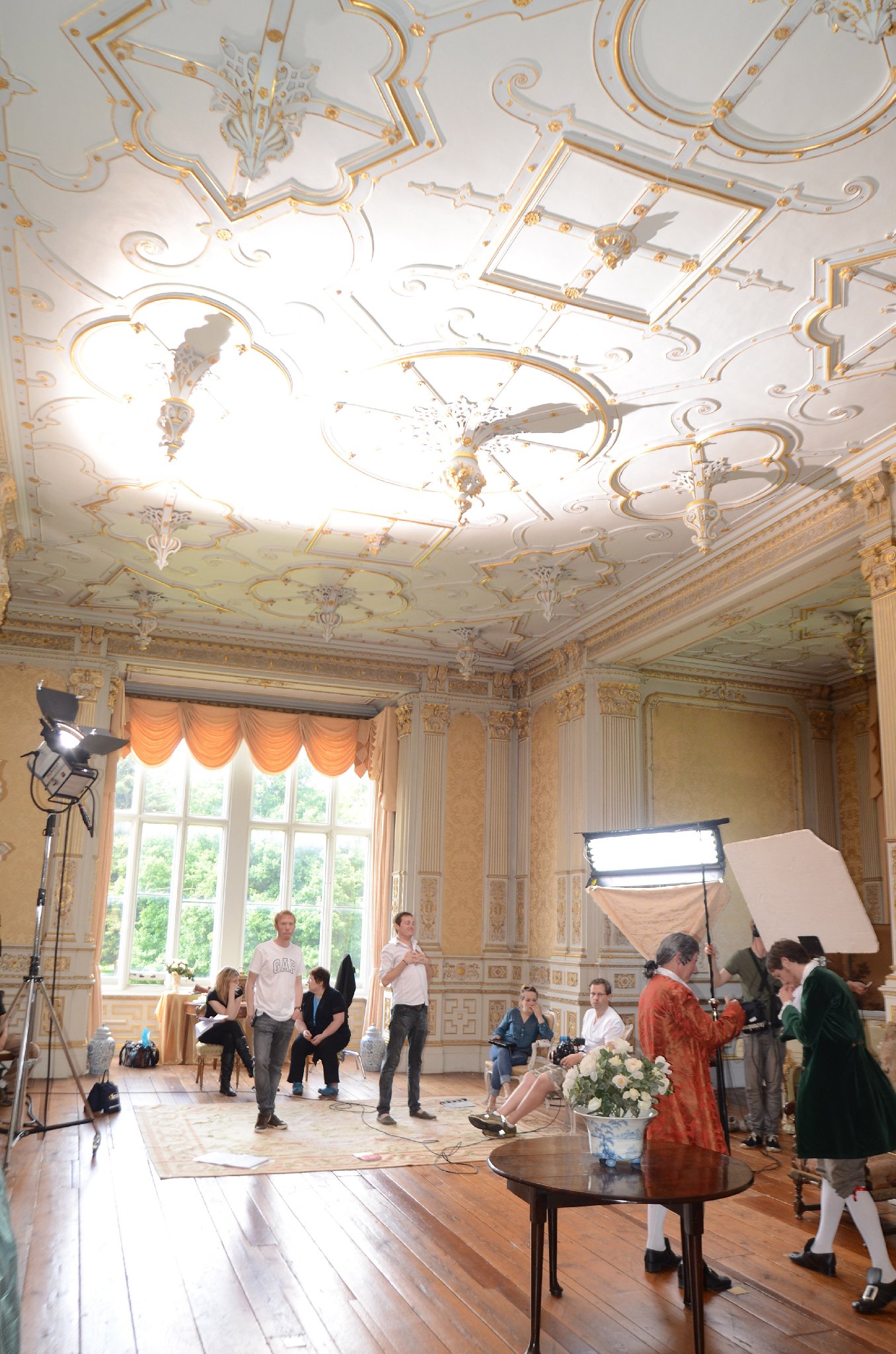 Фото - Miss in Her Teens: 1356x2048 / 471 Кб