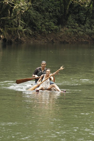 Фото - Love in the Wild: 400x600 / 56 Кб