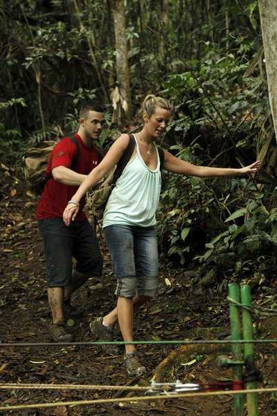 Фото - Love in the Wild: 400x600 / 78 Кб