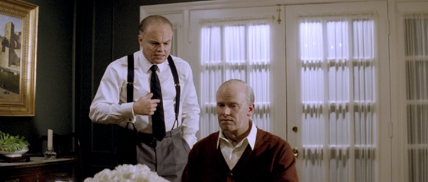 Фото - Дж. Эдгар: 852x363 / 54 Кб