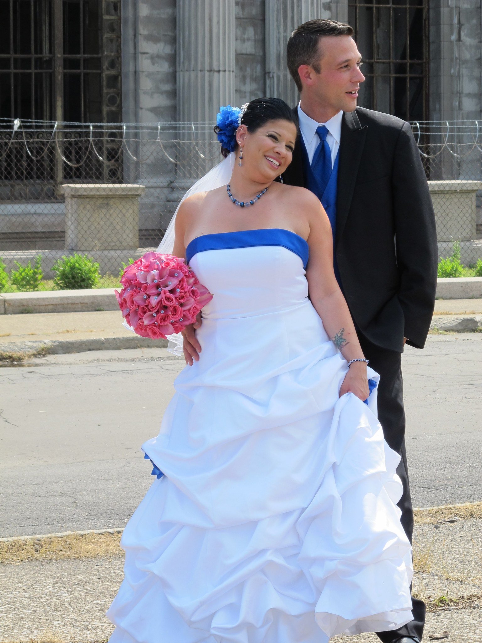 Фото - All-American Muslim: 1536x2048 / 492 Кб