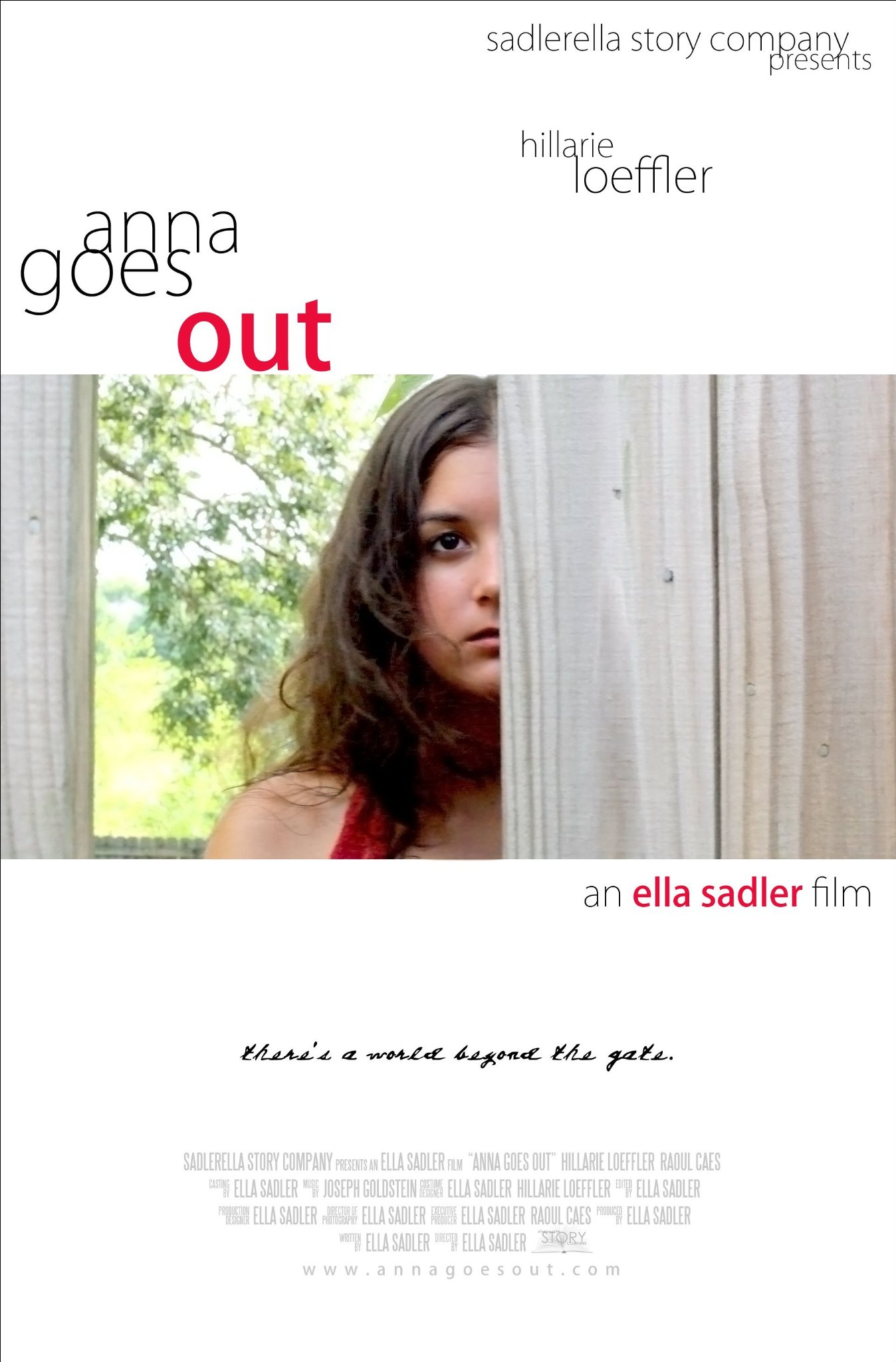 Фото - Anna Goes Out: 1348x2048 / 221 Кб