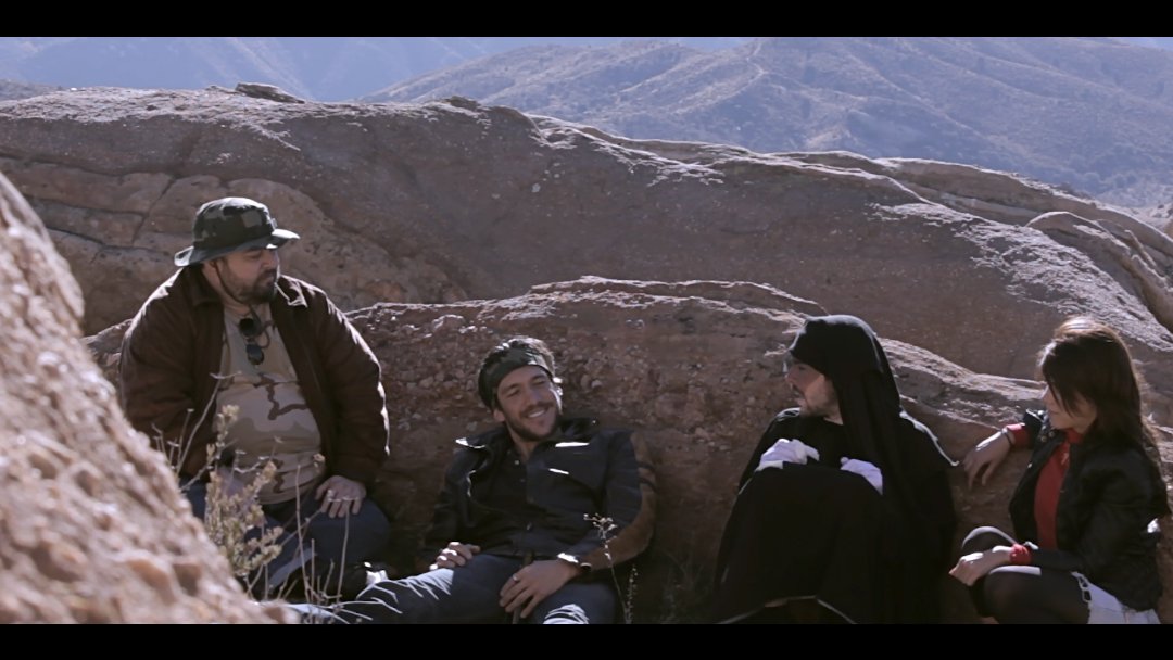 Фото - Bright in the Dark: 1080x608 / 101 Кб