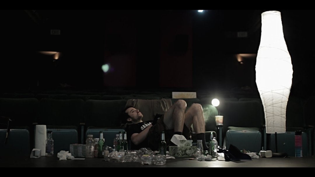 Фото - Bright in the Dark: 1080x608 / 46 Кб