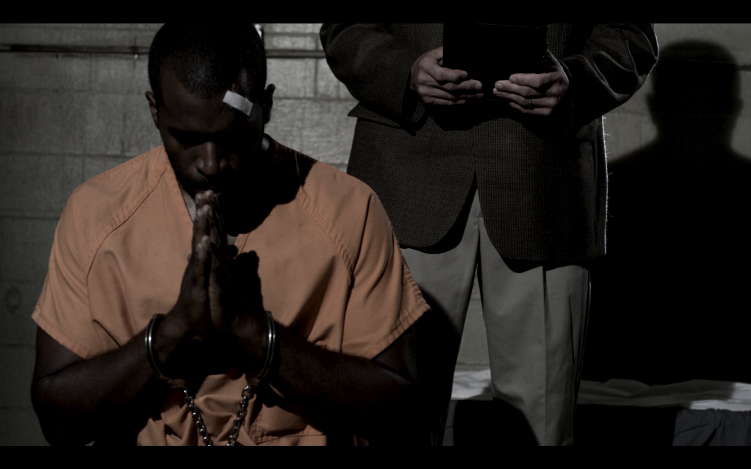 Фото - Broken Silence: 2500x1562 / 249 Кб