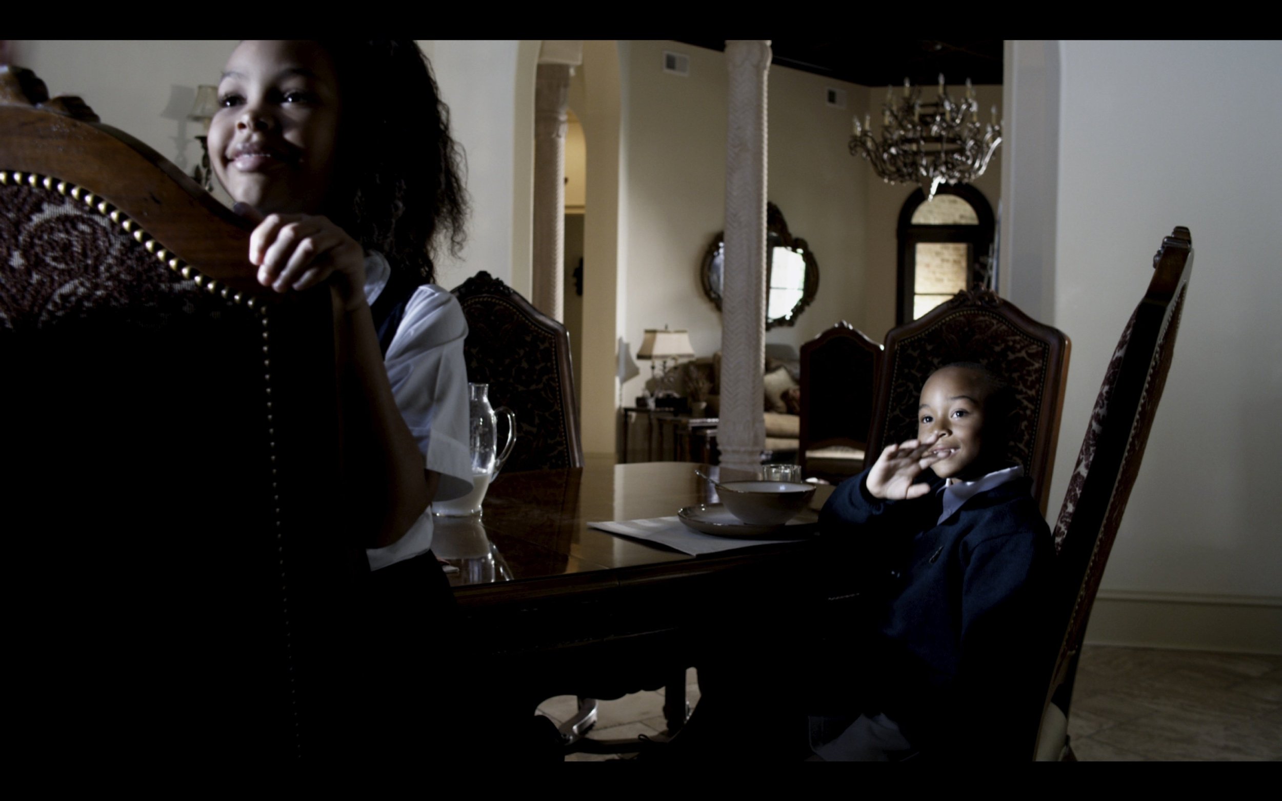 Фото - Broken Silence: 2500x1562 / 239 Кб