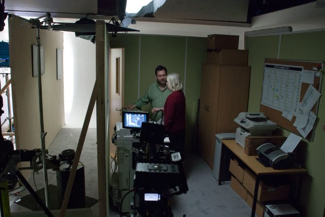 Фото - Office Romance 2.0: 669x448 / 50 Кб