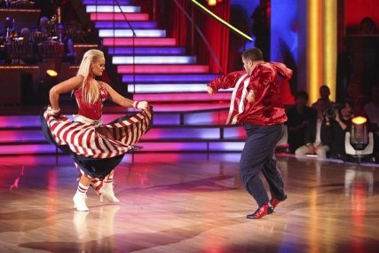 Фото - Танцы со звездами: 427x285 / 32 Кб