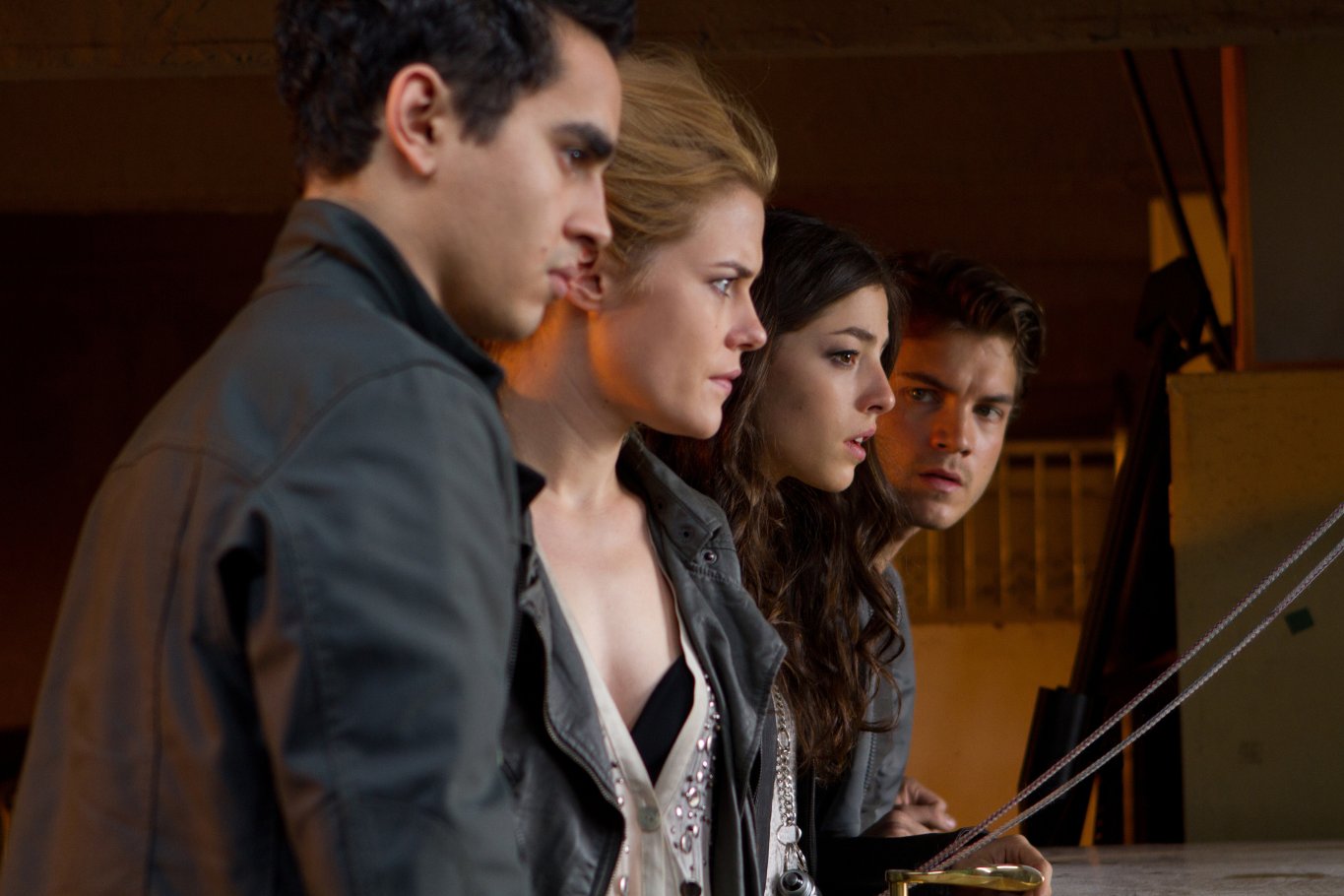 Фото - Фантом: 1365x910 / 123 Кб