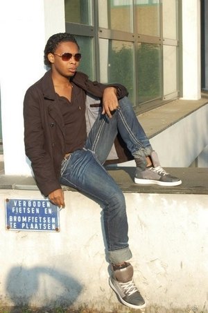 Фото - Geld lenen kost geld, of je dochter: 300x451 / 29 Кб