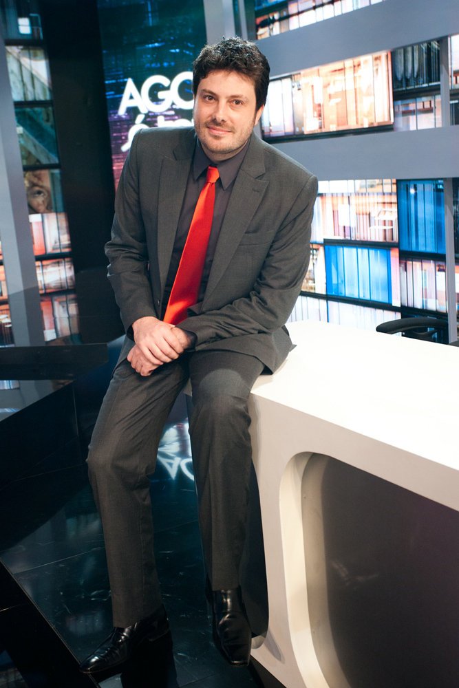 Фото - Agora é Tarde: 667x1000 / 100 Кб