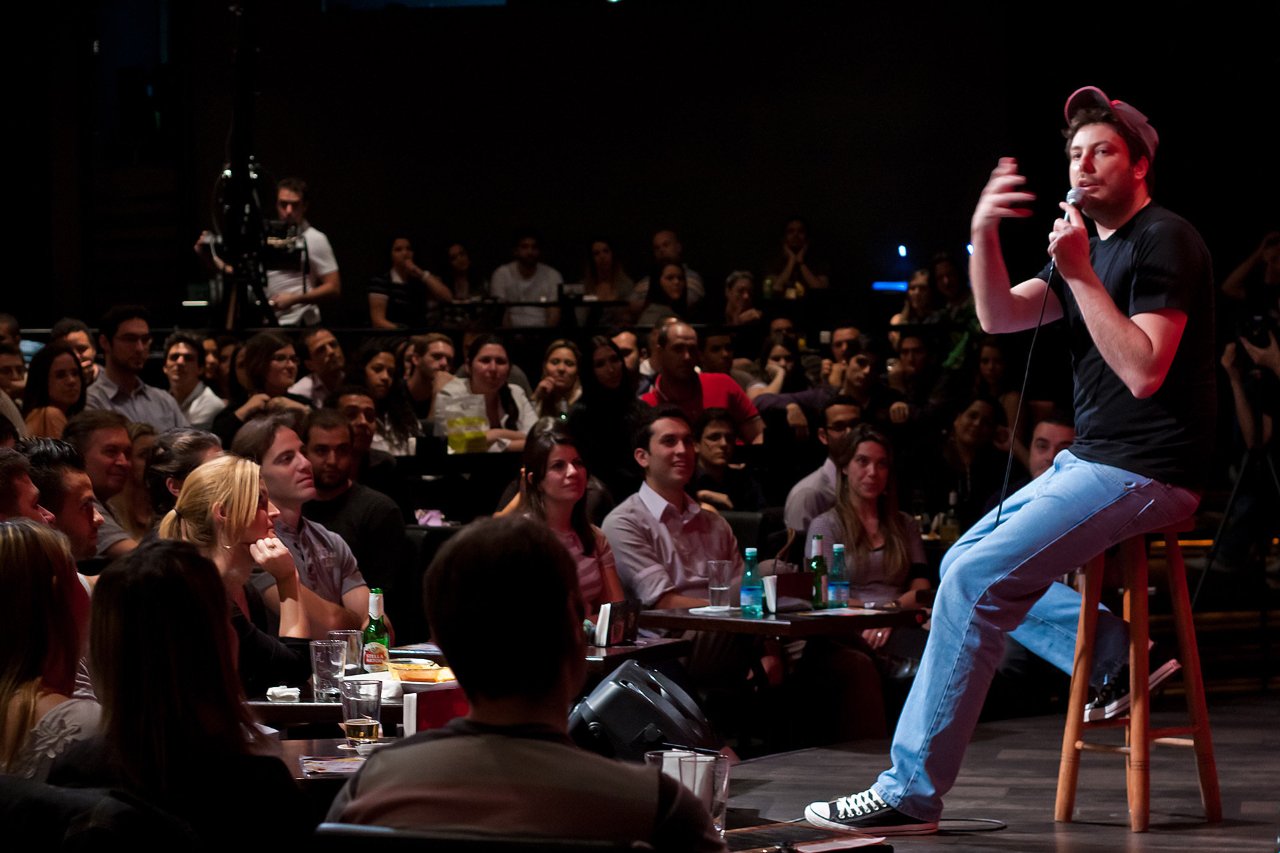 Фото - Danilo Gentili: Volume I: 1280x853 / 139 Кб