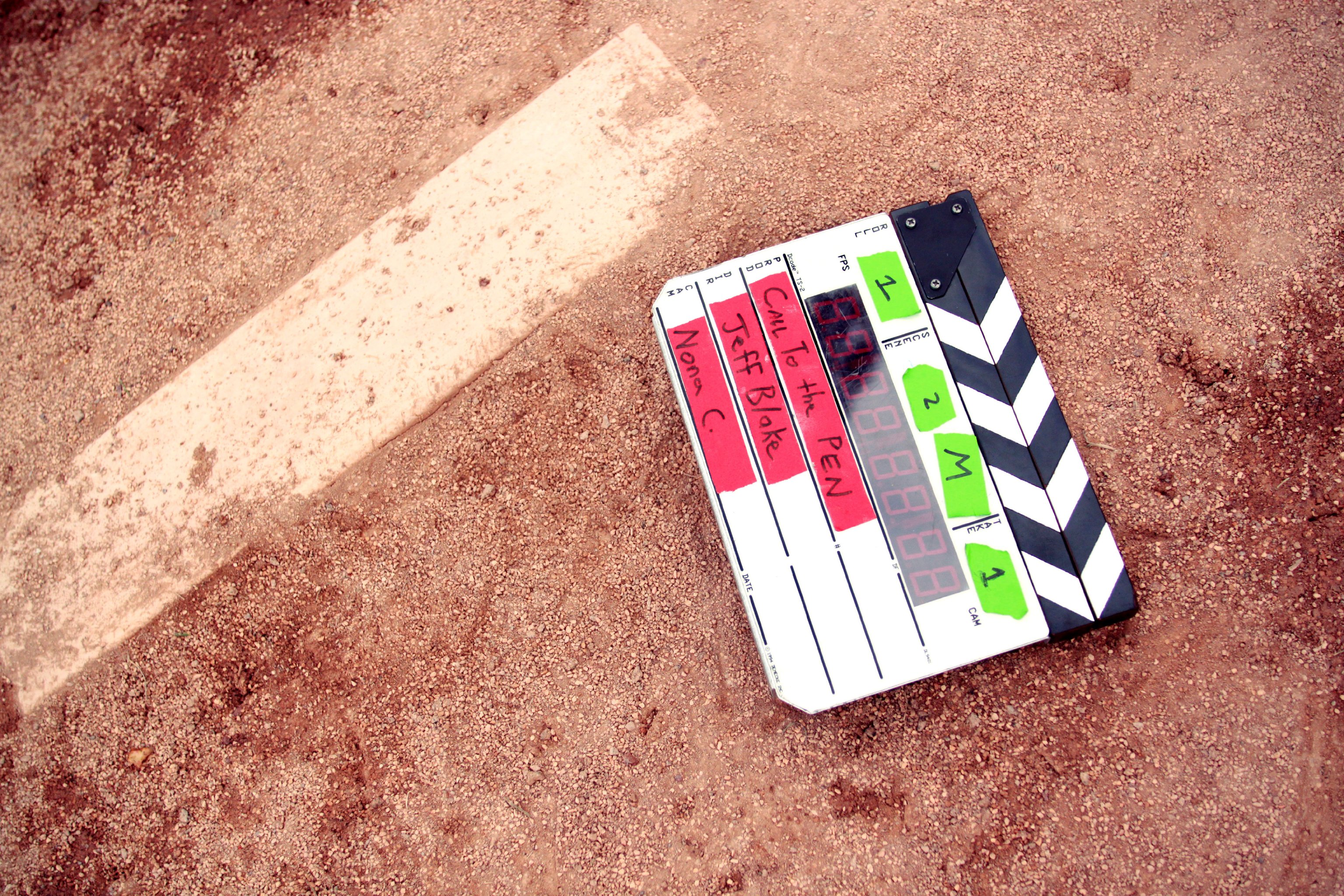 Фото - Call to the Pen: 3072x2048 / 1680 Кб