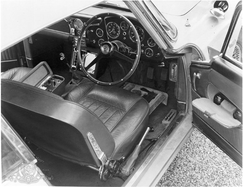 Фото - Голдфингер: 787x605 / 112 Кб