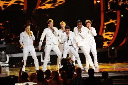 Фото - Американский идол: Поиск суперзвезды: 435x290 / 32 Кб