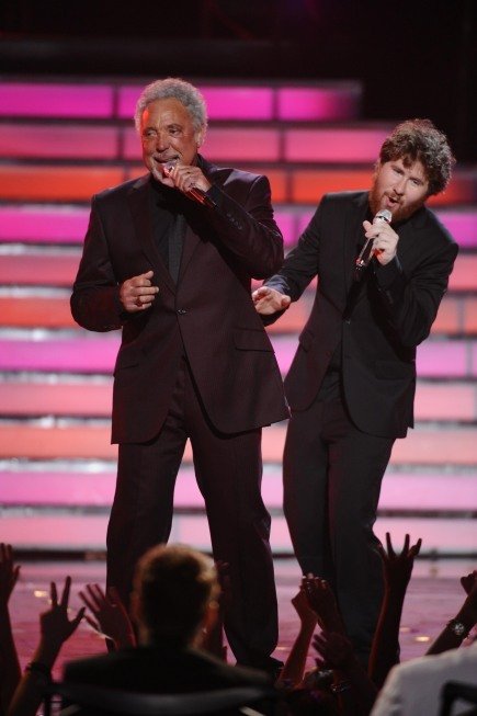 Фото - Американский идол: Поиск суперзвезды: 435x653 / 43 Кб