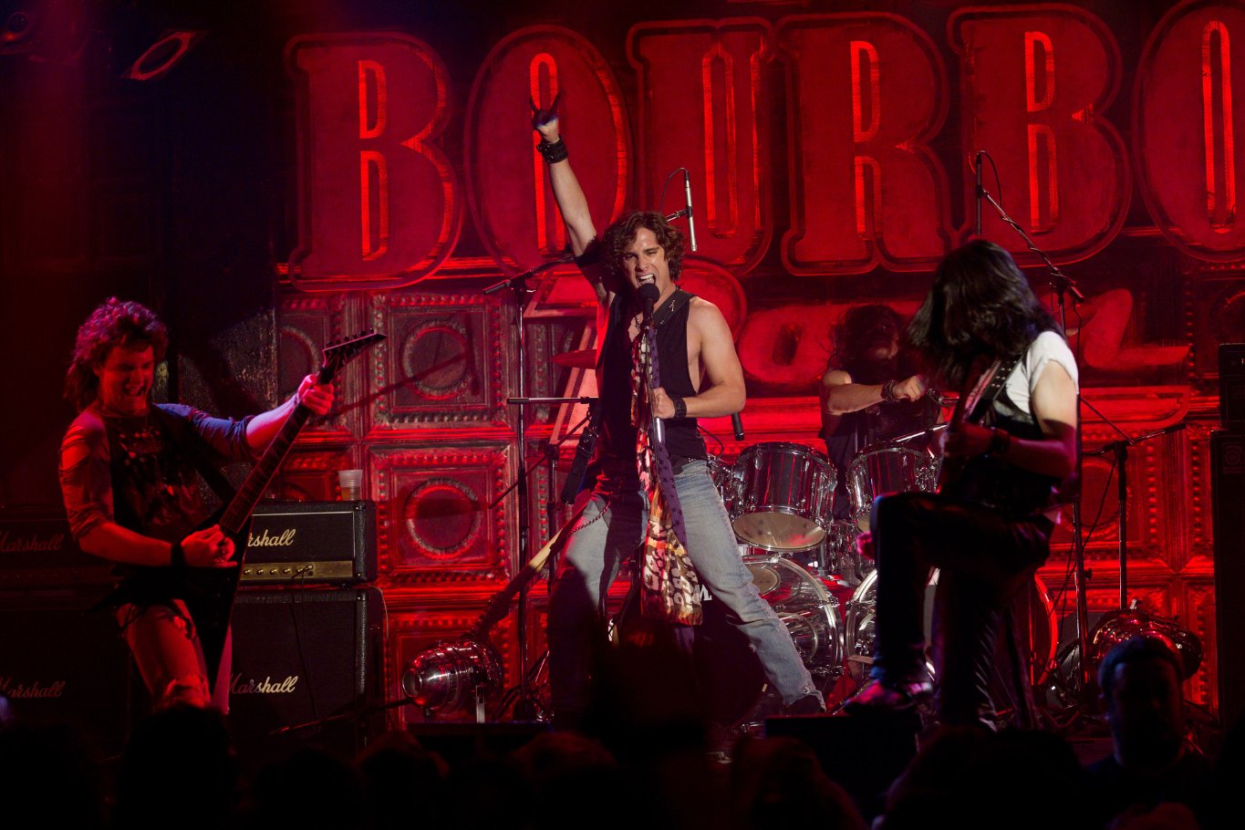 Фото - Рок на века: 1365x910 / 187 Кб